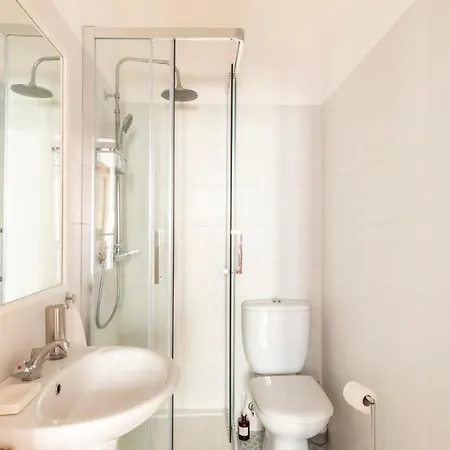 Plum Guide - The Quintet Apartamento